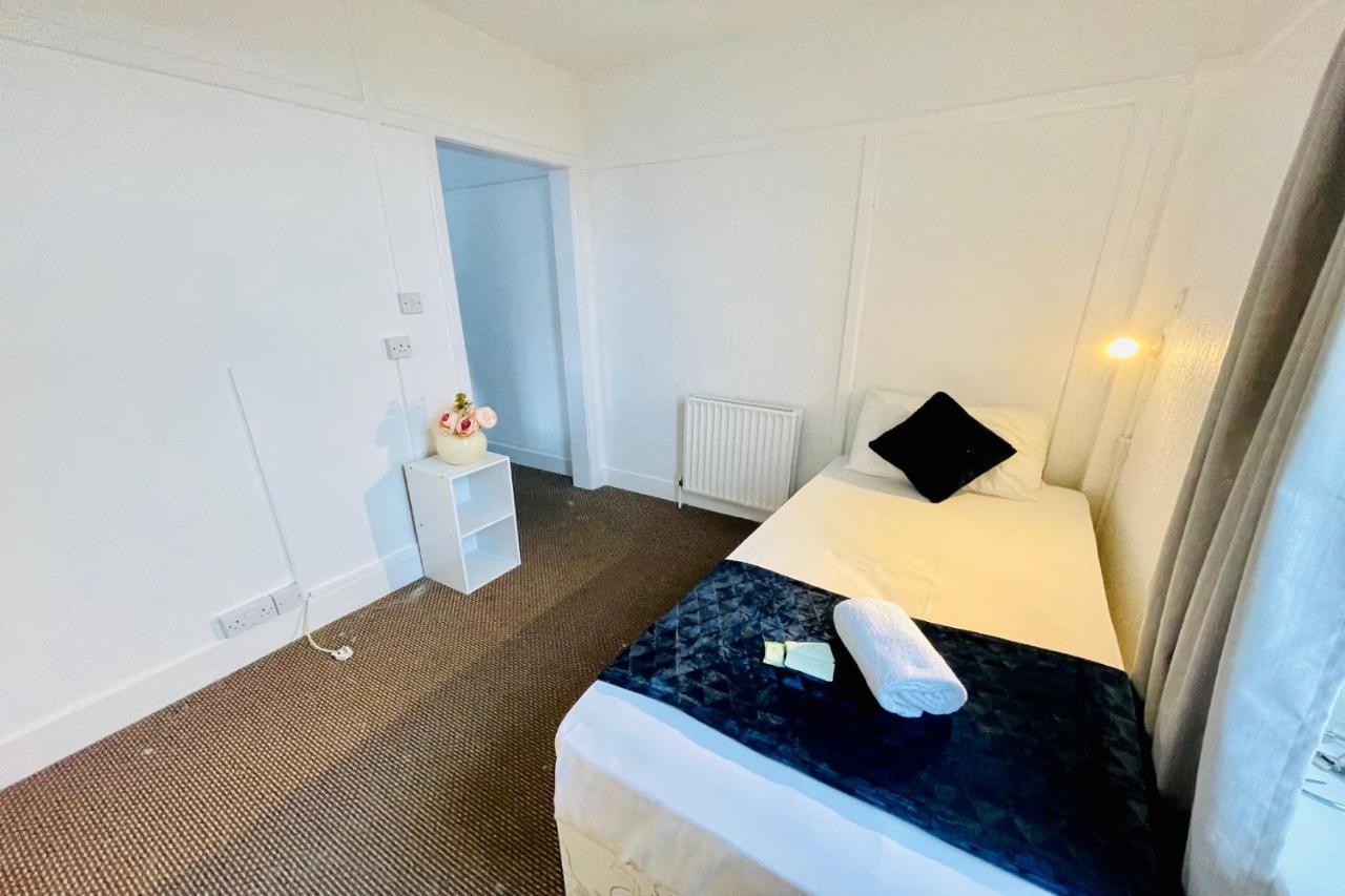 Oyo The Sun Hotel Skegness Esterno foto