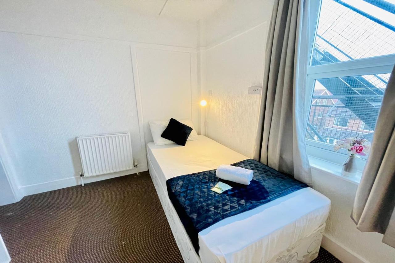 Oyo The Sun Hotel Skegness Esterno foto